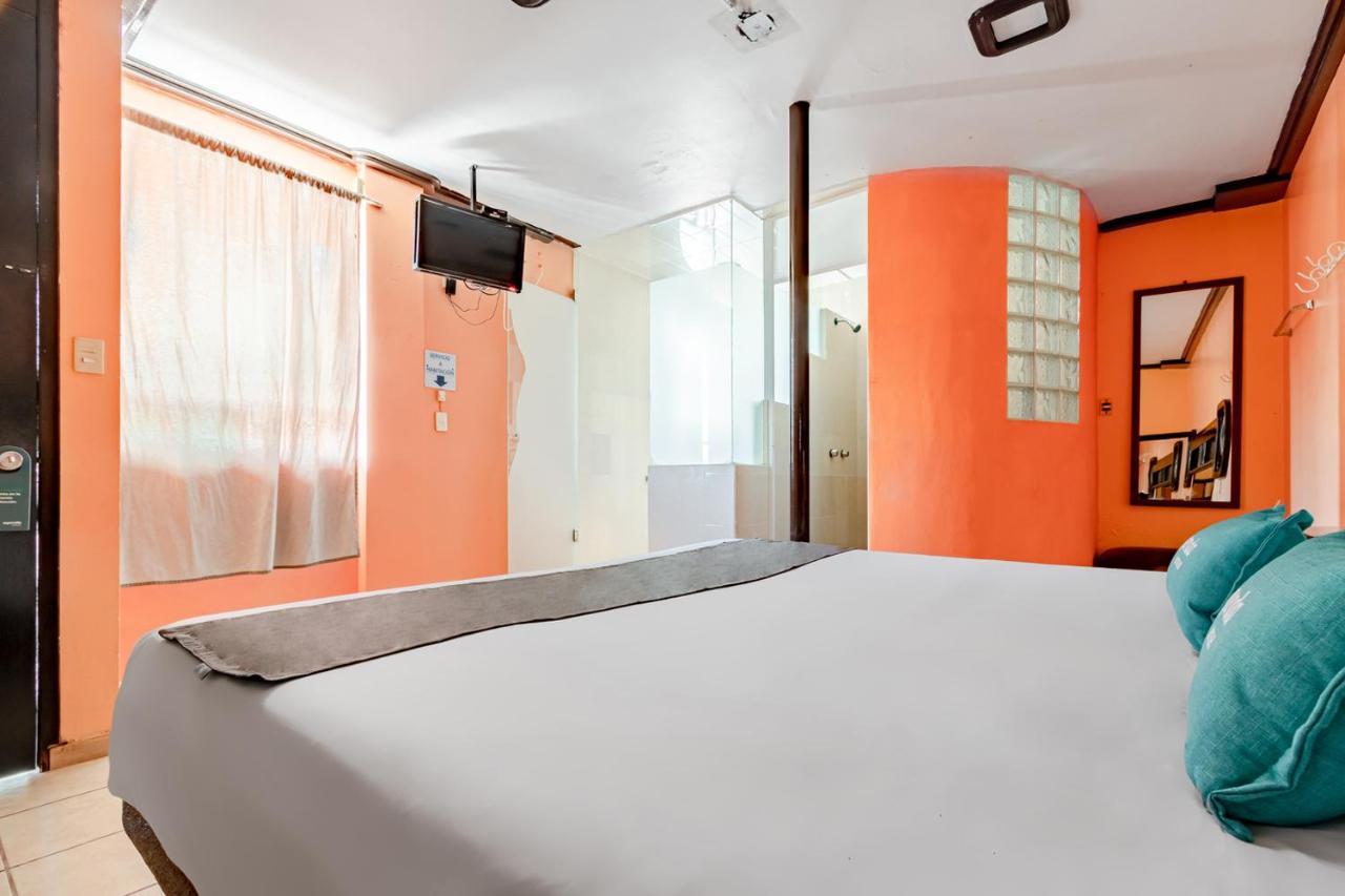 Hotel Ayenda Paleis Santa Cruz Tecamac Zewnętrze zdjęcie