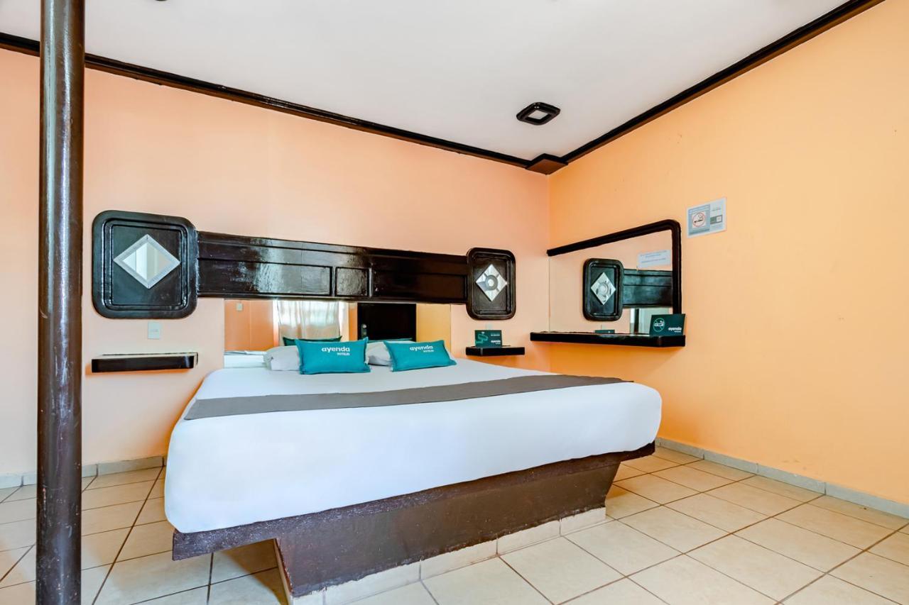 Hotel Ayenda Paleis Santa Cruz Tecamac Zewnętrze zdjęcie